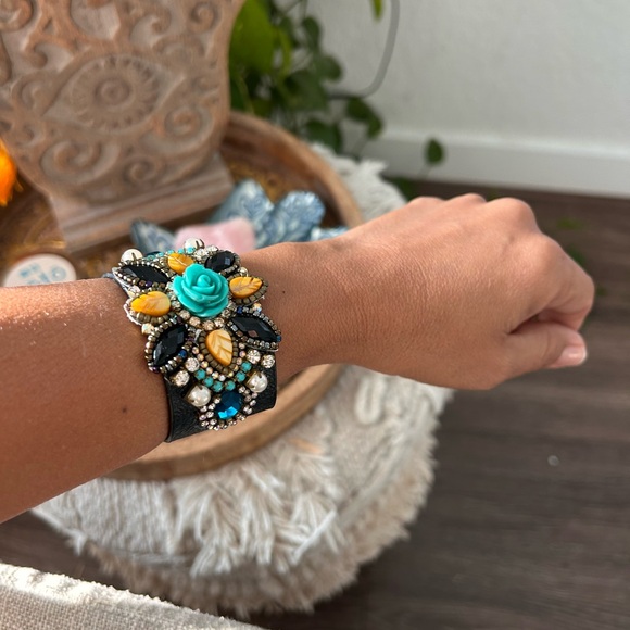 bracelets - Picture 7 of 7